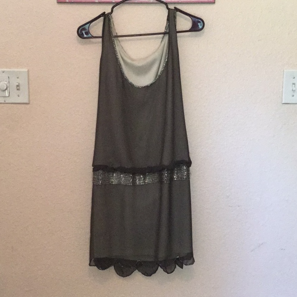 Dess - Picture 2 of 2